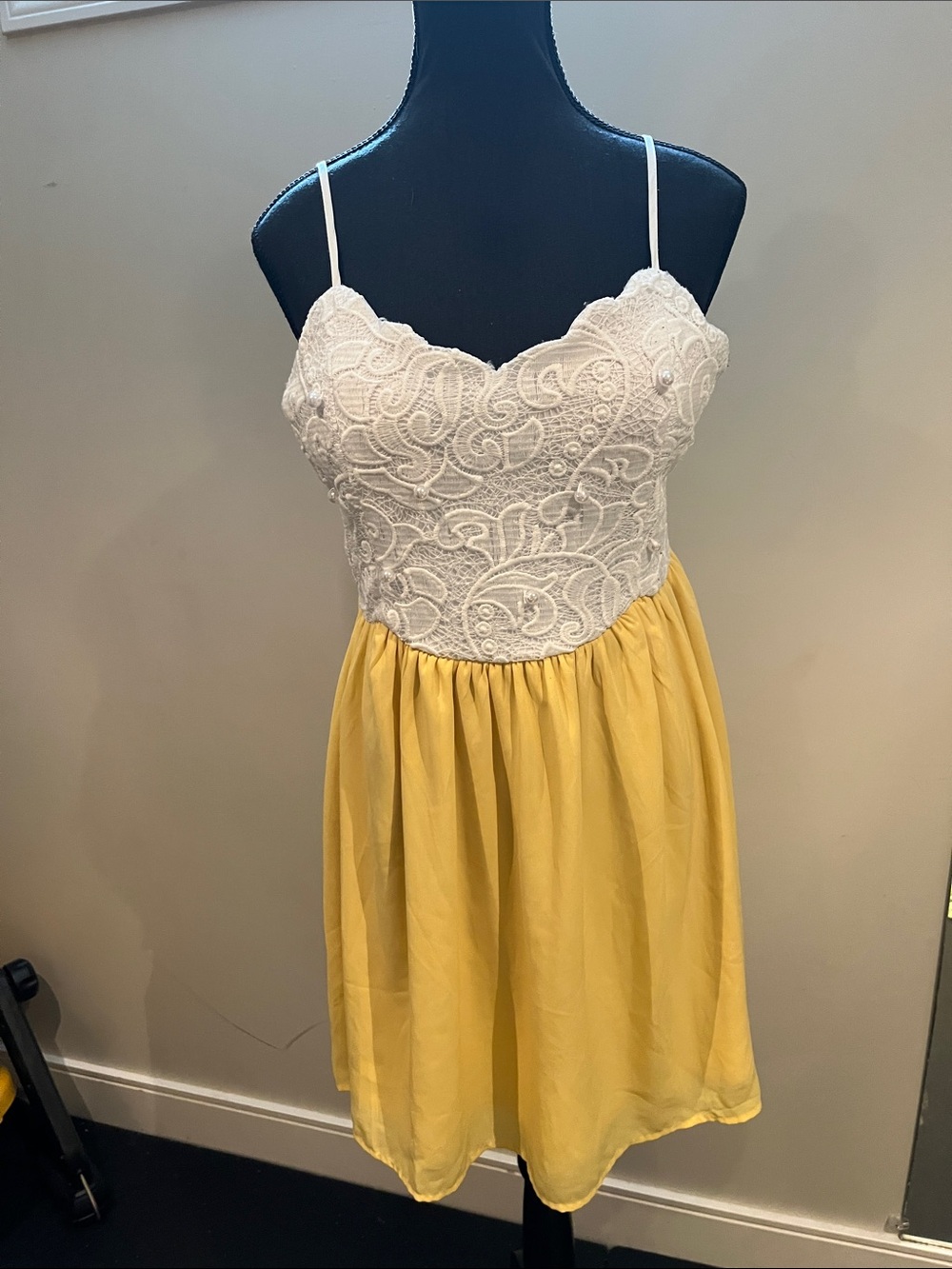 White Lace Bodice Yellow Skirt Midi Dress